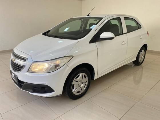 CHEVROLET ONIX 1.0 MPFI LT 8V FLEX 4P MANUAL